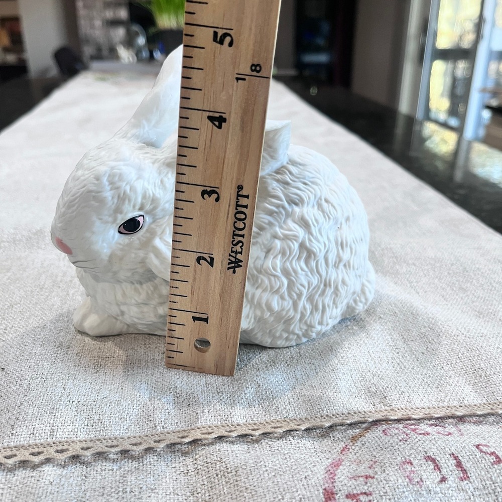 Flambro Vintage White Ceramic Bunny Rabbit Figurine Textured Taiwan ROC 5.5in - Picture 6 of 8